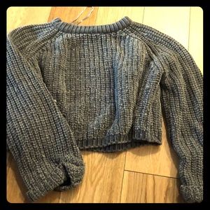 LF crop sweater xs